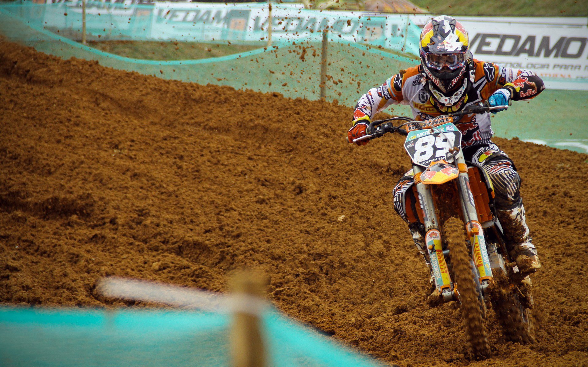 詹姆斯·奥康纳的精准罚球,帮助袋鼠队锁定胜局,詹姆斯奥尔