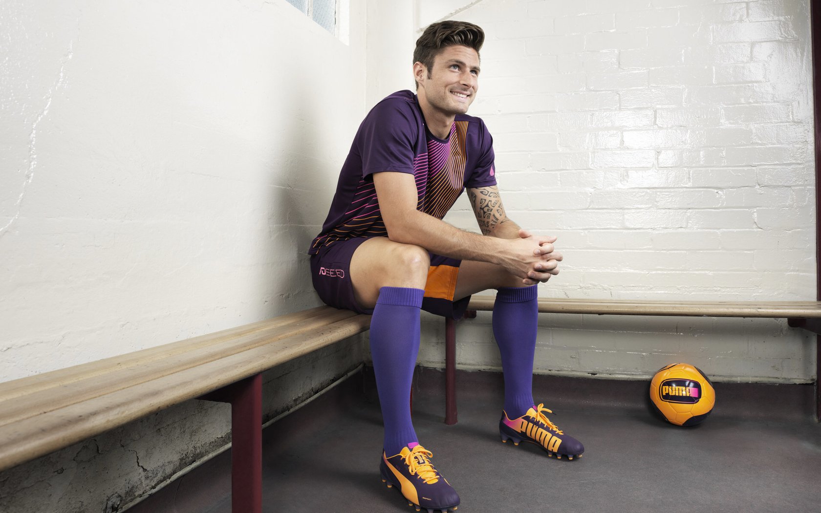 开云中国-柯尔赞冲刺阶段爆发力十足，科尔阿赞